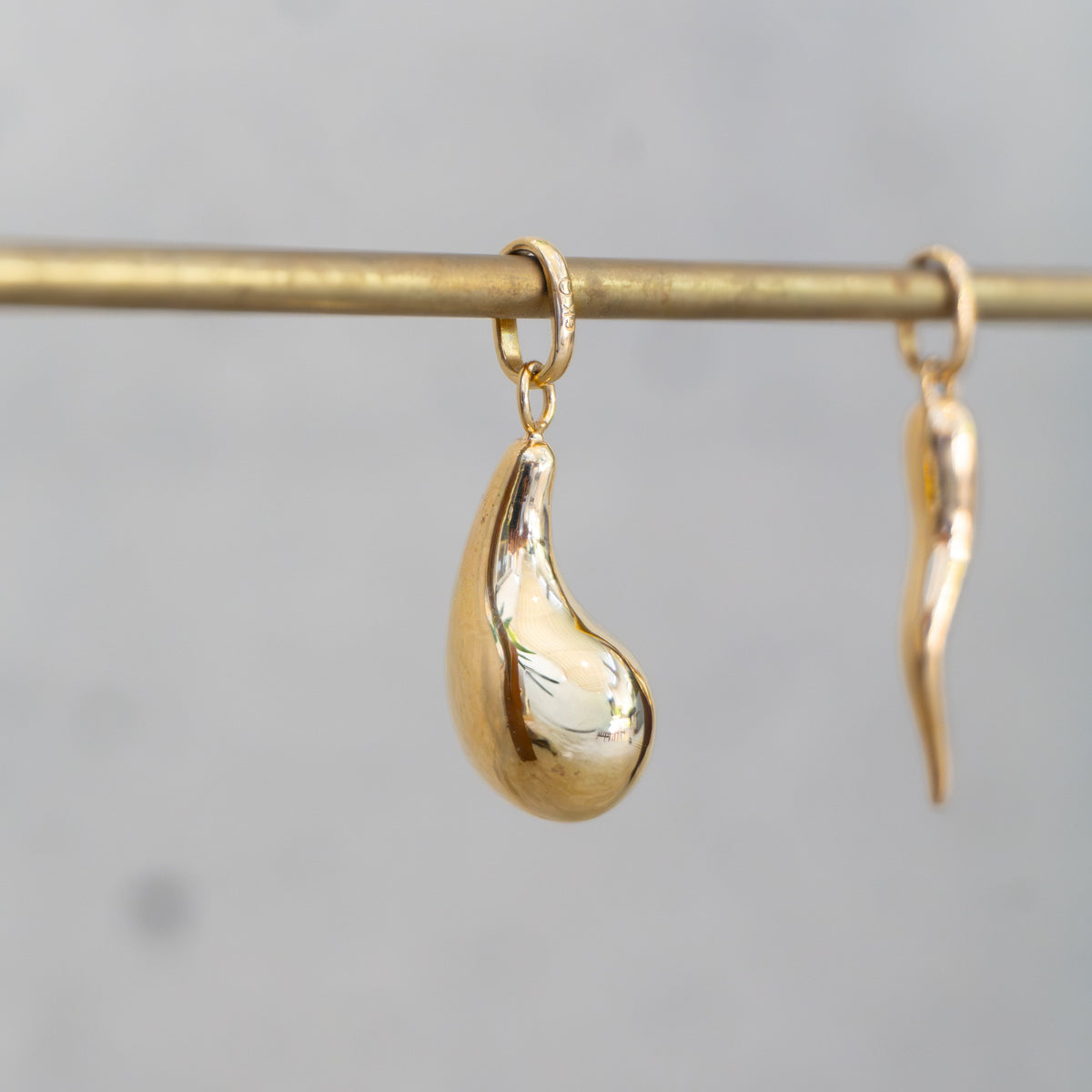 6K Gold Pendants