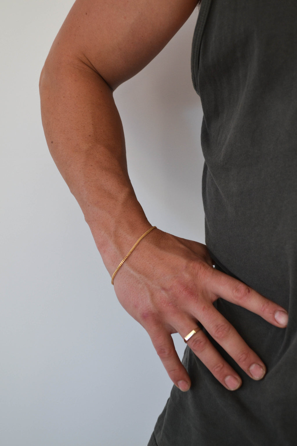 6k Gold Men's Slim Rectangle Signet Ring
