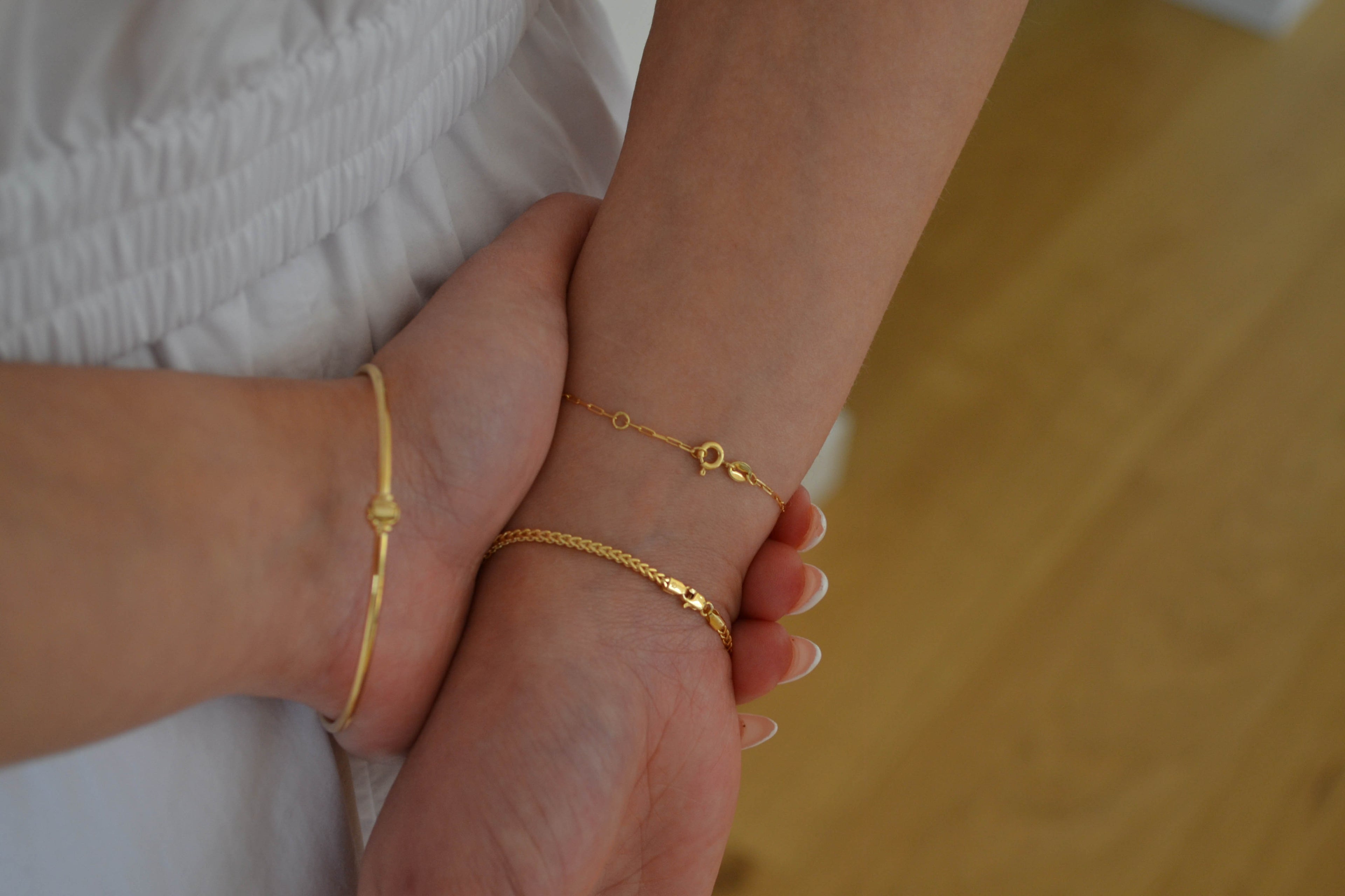 6K Gold Fine Paperclip Bracelet
