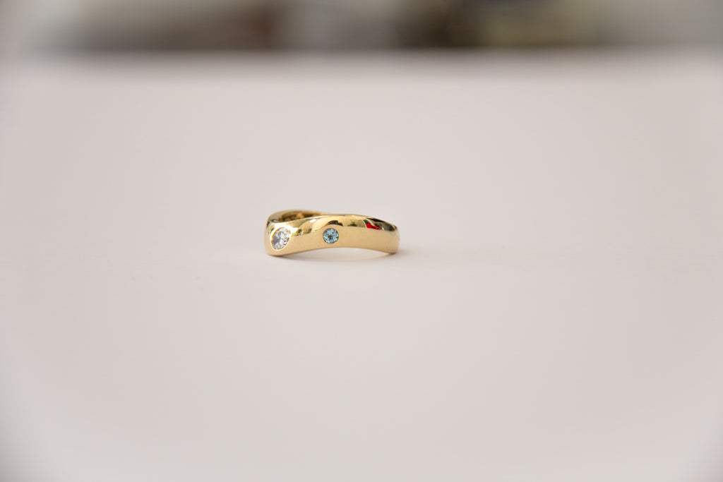 6K Gold Diamond Stride Ring