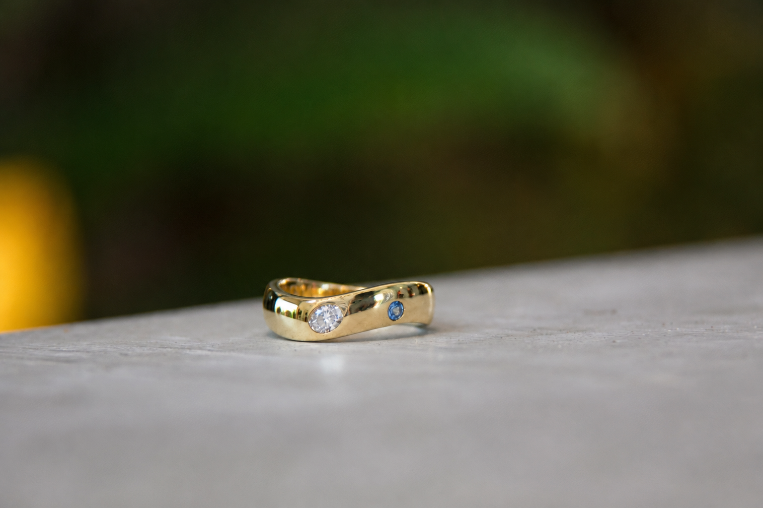 6K Gold Diamond Stride Ring