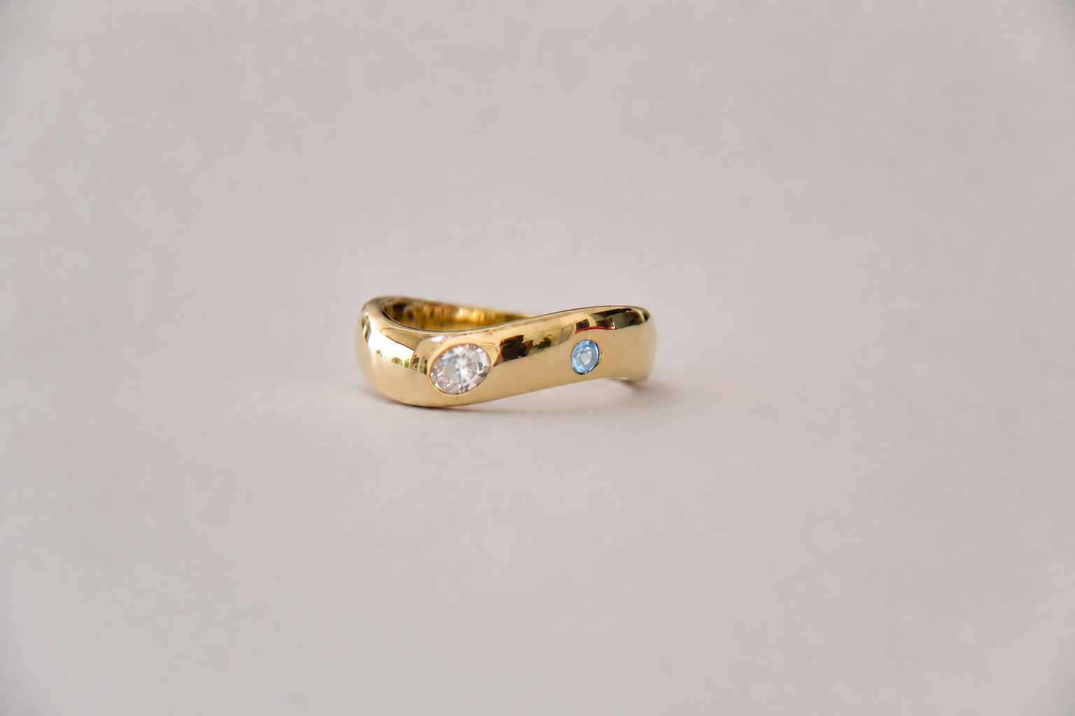 6K Gold Diamond Stride Ring